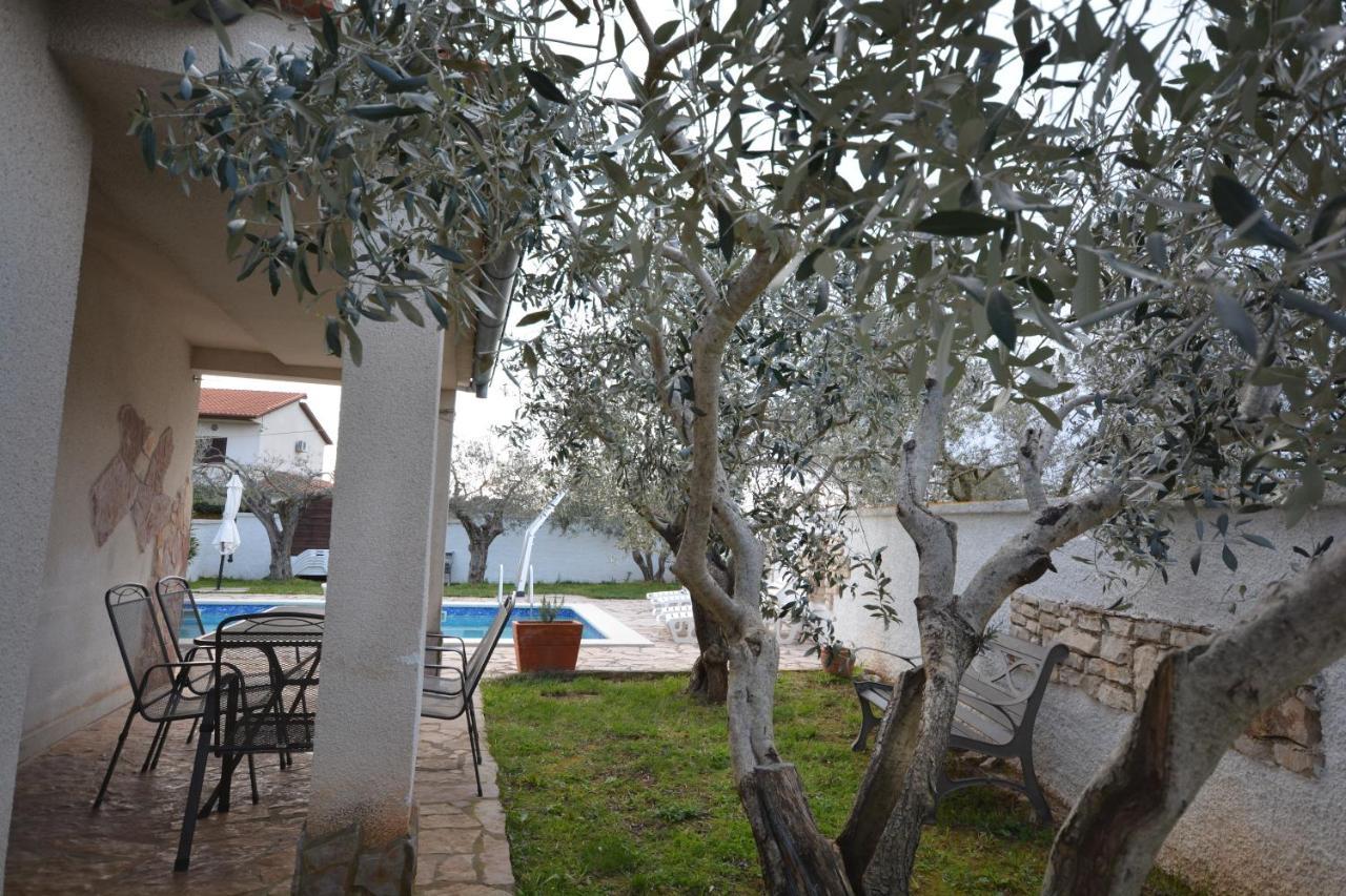 Vallelunga Vila